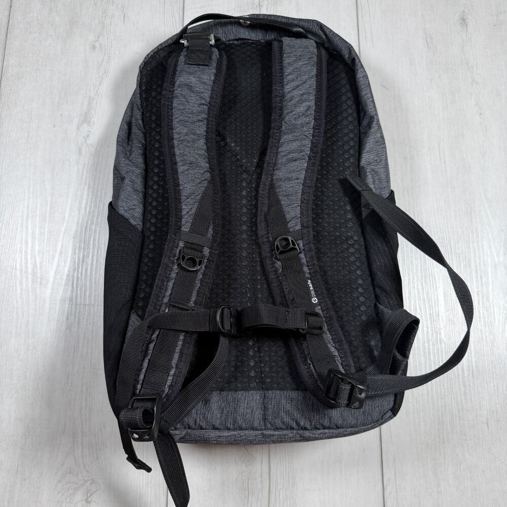PacSafe Vibe 20 Liter Backpack Gray Black Anti Theft - Picture 5 of 9